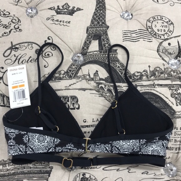 Ella Moss Medallion Bralette - Picture 5 of 9